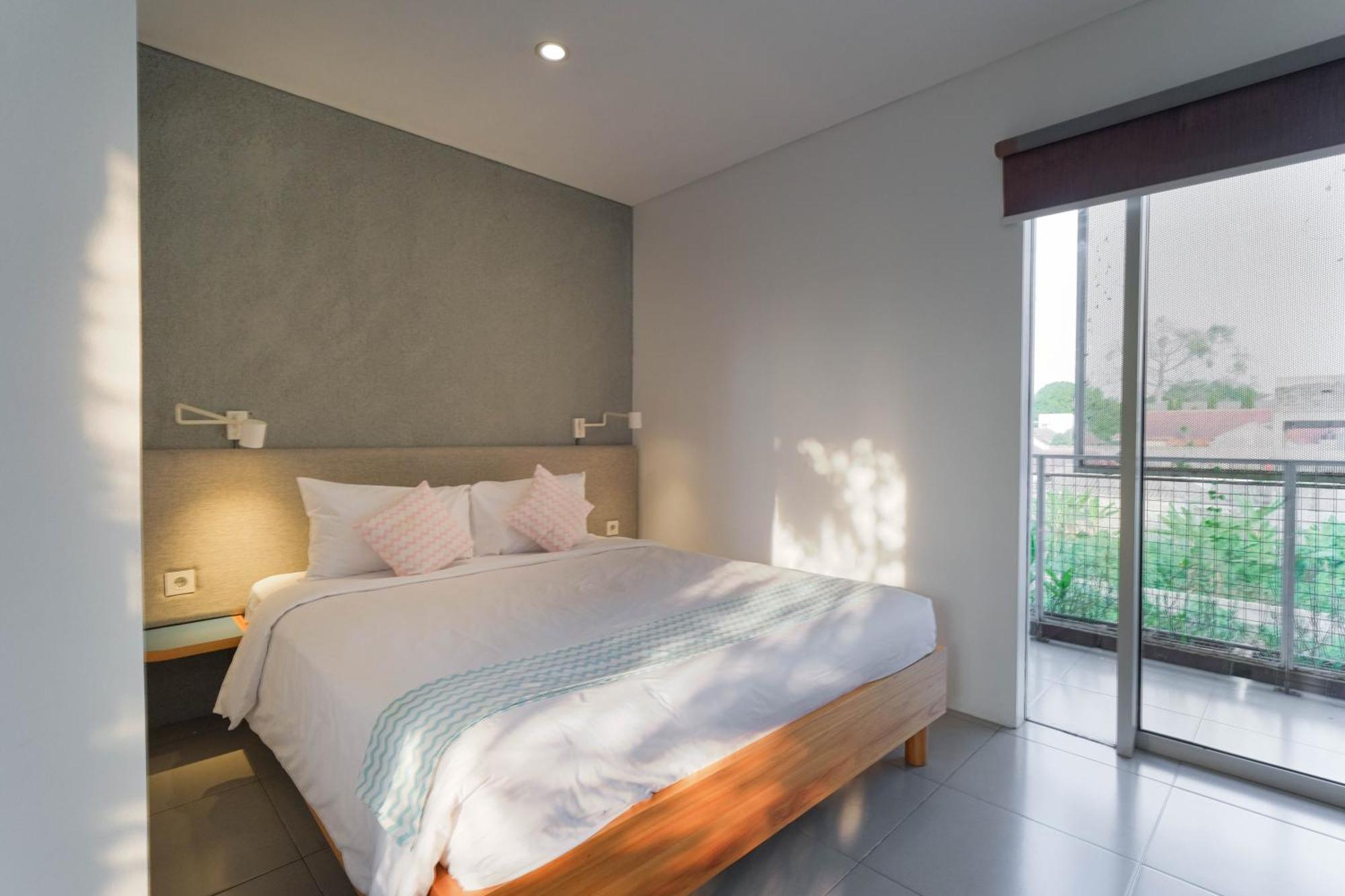 Bed and Breakfast Djajanti House Semarang Exterior foto